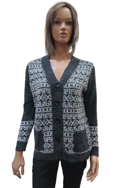 Women’s Buttoned Knit Cardigan With Front Patch Pockets