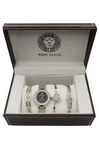 ANDE KLEVN Silver Watch With A Set Of Three Bracelets