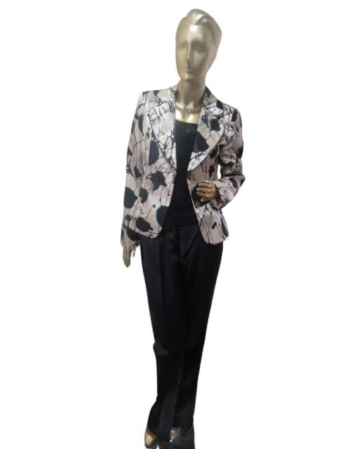 Stylish Three-Piece Suit with Abstract Print Jacket - Image 3