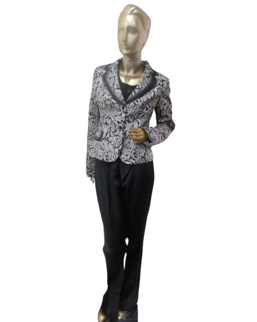 Elegant Two-Piece Suit with Floral Print Jacket - Image 3