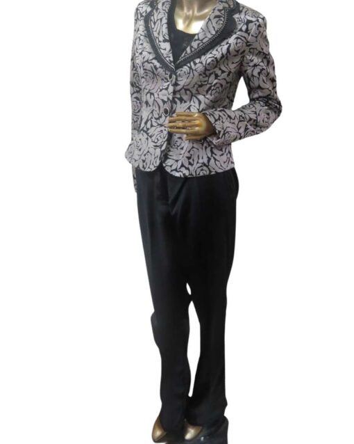 Elegant Two-Piece Suit with Floral Print Jacket - Image 2