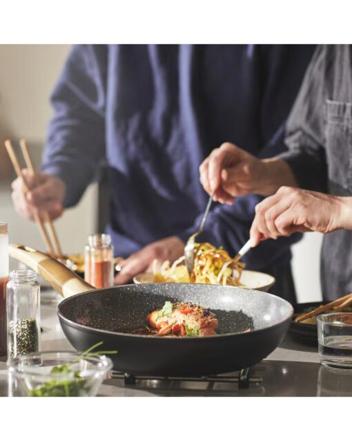 IKEA HUSKNUT Frying Pan Non-stick Coating Black 28 cm - Image 2